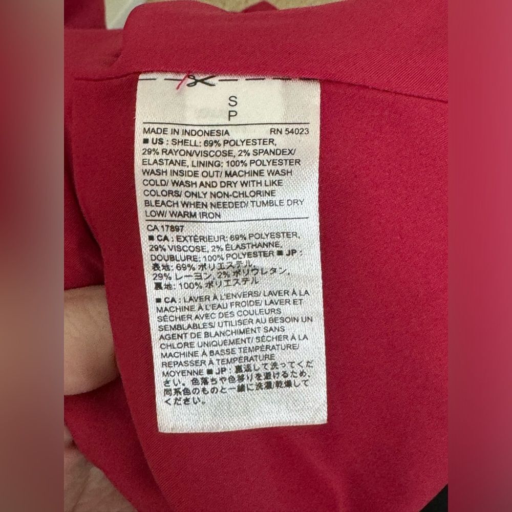 Banana Republic Red Cut Out Back Top Sz S EUC - Picture 4 of 4